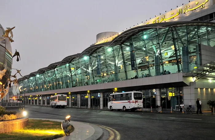 وزير الطيران : طرح 20 مطارًا مصرياً أمام الشركات والتحالفات العالمية 